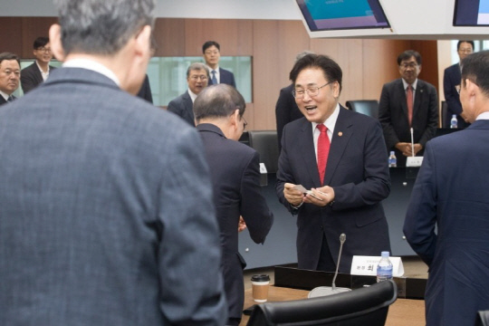 유상임 과기정통부 장관이 지난 9월 13일 출연연 기관장과 가진 첫 간담회 모습. 과기정통부 제공